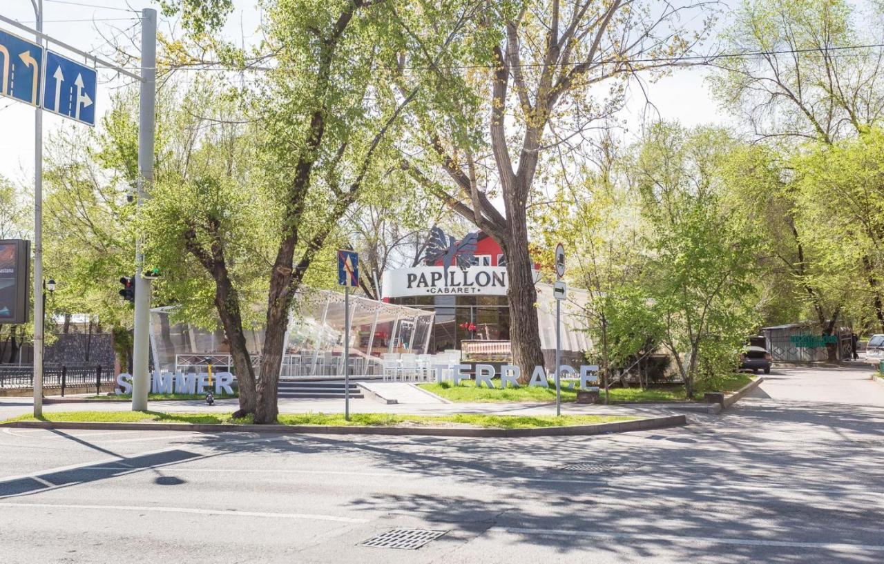 Apartment светлая в центре города *